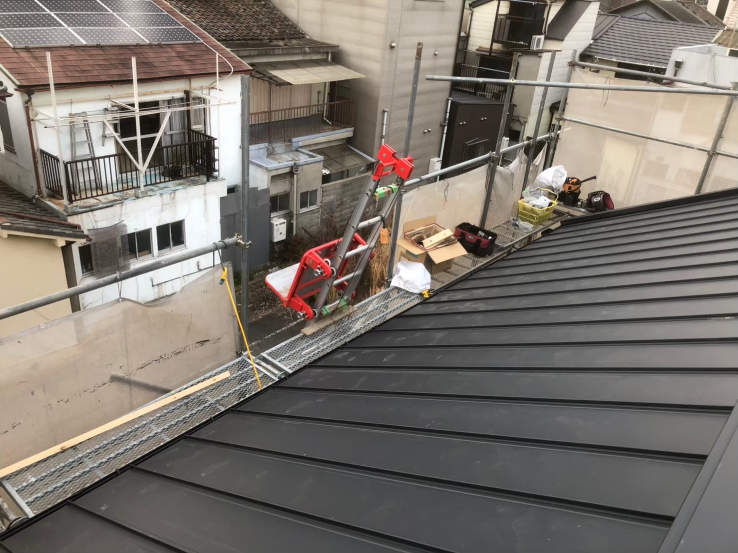 ガルバリウム鋼板で立平葺き